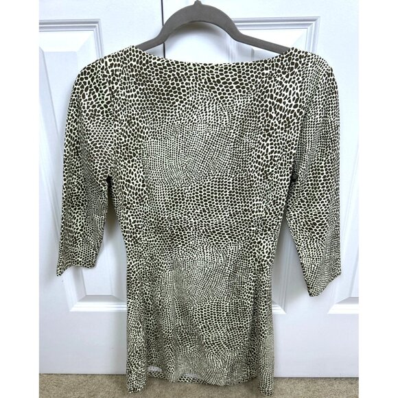 J. McLaughlin Side Ruched Stretch Tunic Top Women's S Python Print 3/4 Sleeve - Picture 4 of 12